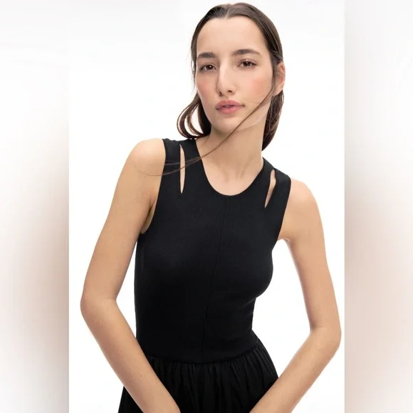 Lioness Pirouette Maxi Dress - Picture 2 of 7